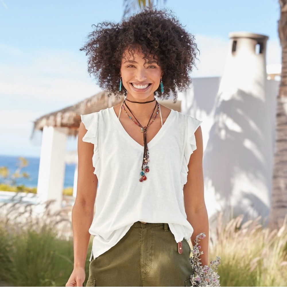 Sundance Lakelynn Ruffle V-neck tee - size small petite